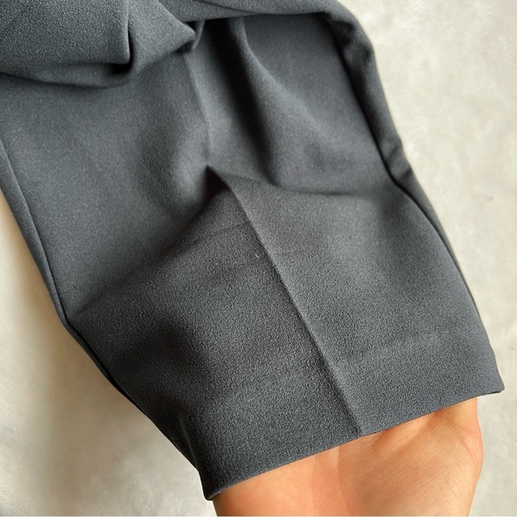 Reitman’s Super High-Rise Straight Leg Ankle Pants - Picture 12 of 12